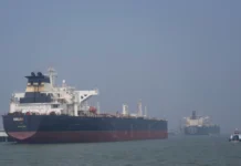 SHBA-të heqin disa sanksione ndaj naftës iraniane për 30 ditë