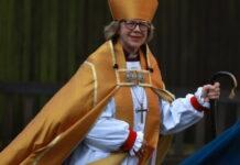 Moment historik për Kishën e Anglisë/ Kurorëzohet Kryepeshkopja e parë femër