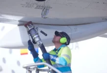 Evropa përballet me rrezik mungese karburanti për avionë