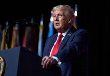 Irani hap Ngushticën e Hormuzit, Trump: Bllokada amerikane do të mbetet në fuqi deri në vendosjen e paqes