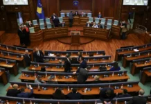 Nesër në mesnatë afati i fundit/ Palët nuk gjejnë marrëveshjen, Kosova në prag të zgjedhjeve të reja