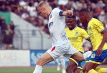 Elbasani për titull, “tigrat” mundin me tre gola Vllazninë dhe marrin kreun e Superiores