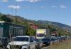Trafik kaotik në aksin Tiranë–Elbasan/ Fluks rekord automjetesh