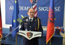 Të pathënat për Ilir Mandron, studentët punonin me punë vullnetare për sarajet e pedagogut, ja çfarë mungon te dosja
