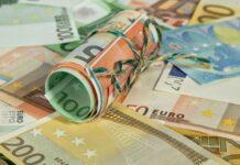 Euro thyen rekorde të reja ditë pas dite