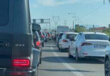 Trafik i rënduar në aksin Elbasan-Tiranë, mjetet në radhë kilometrike