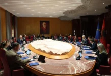 Rama mbledh Qeverinë në Pogradec. Ministrat raportojnë më 24 dhe 25 gusht, pritet edhe mbledhja e Asamblesë që mund të ndryshojë kabinetin
