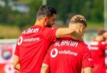 Broja në pikëpyetje te Bërnli, Vrioni shpërthen me golanë Austri, Muçi krahasohet me legjendat