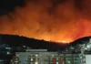 (Video)Rëndohet situata nga zjarret në Himarë / Digjet një banesë dhe rrezikohen 40 shtëpi të tjera