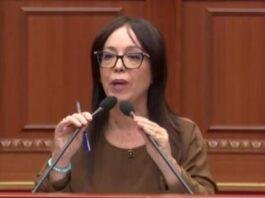 Shkumë në gojën e ministres së Shëndetësisë