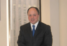 Geri Kokalari shkresë ambasadorit të SHBA në Tiranë: Sqaro konfliktin e interesit të familjes Trump dhe rolin e tyre në krizën politike dhe trazirat që kanë shpërthyer në Shqipëri